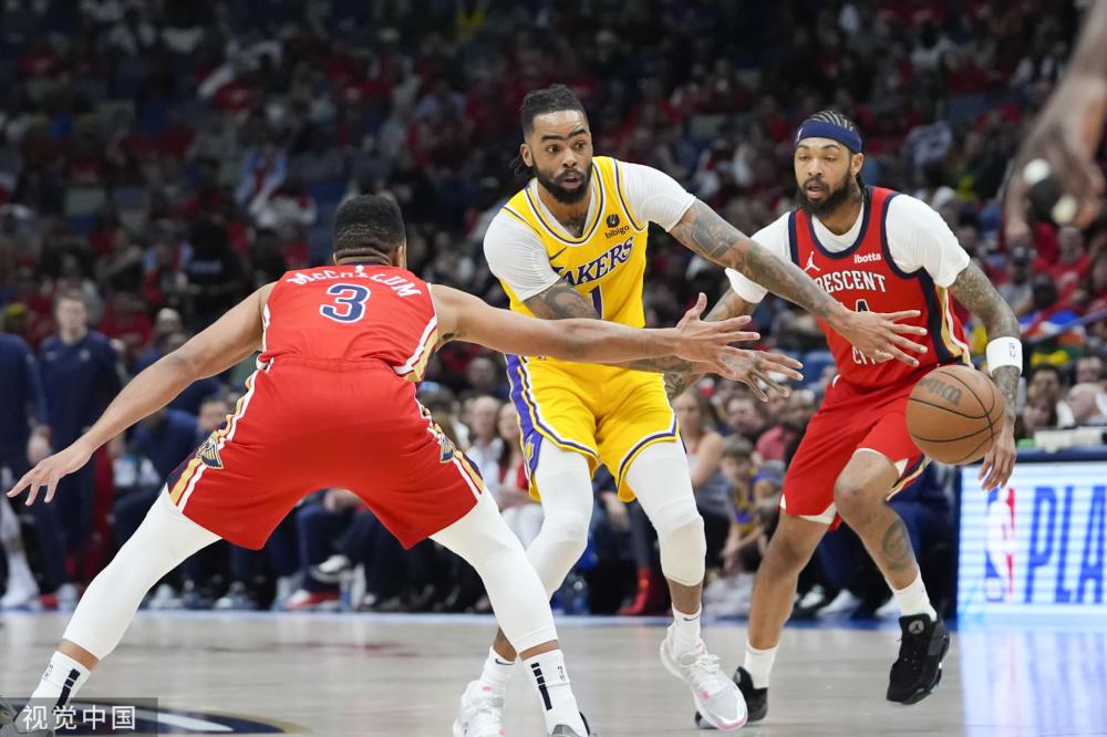 球场上的冷 球场上的冷