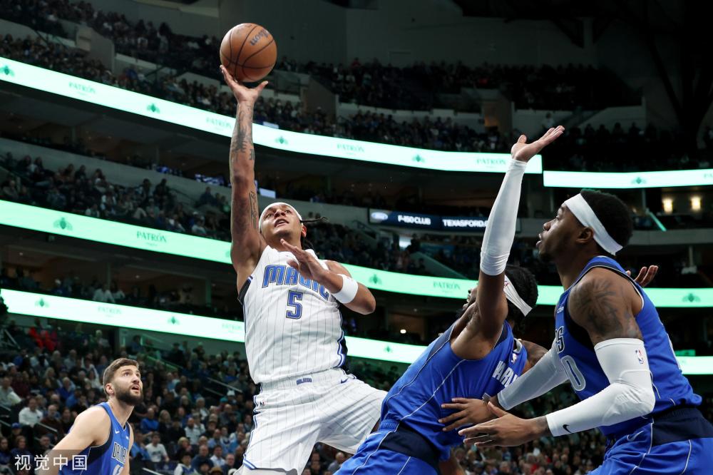 是带领萨克 是带领萨克